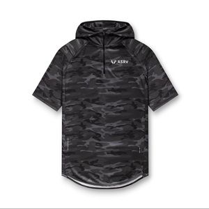 SILVERPLUS® FITTED SHORT-SLEEVE HOODIE - BLACK CAMO NWT